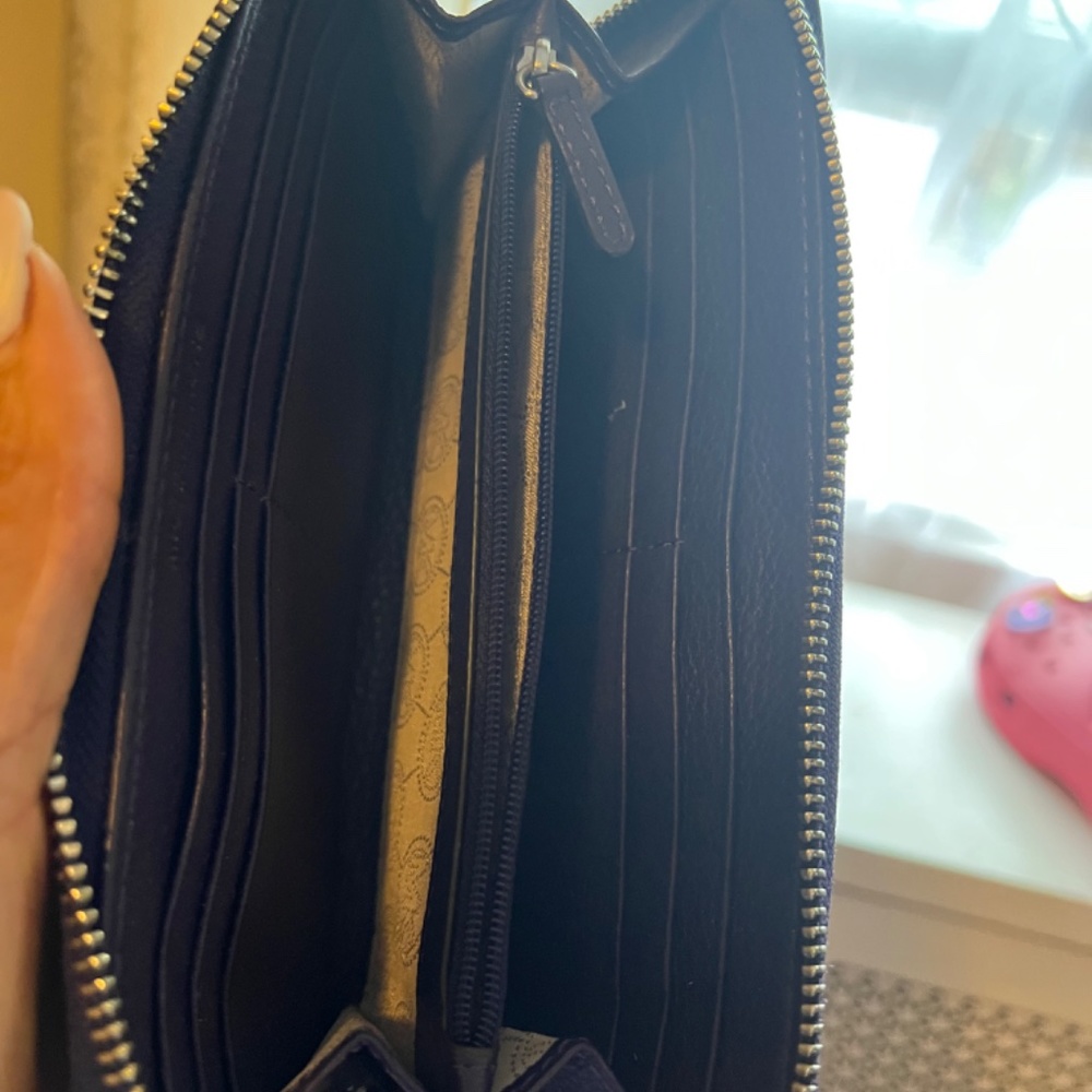 Wallet - Picture 5 of 6